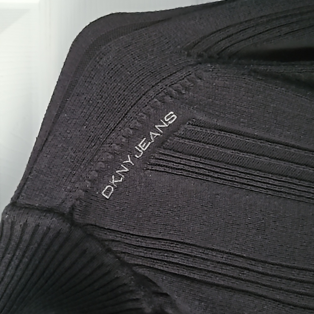 DKNY Jeans 1/4 Zip Knit Mock Neck Ribbed Sweater Men's Size XL - Picture 3 of 8